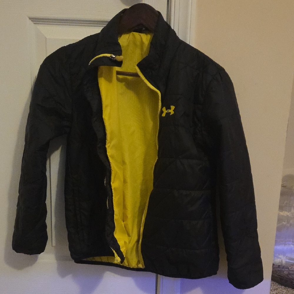 Kids Under Armour Cold Gear Jacket Size medium